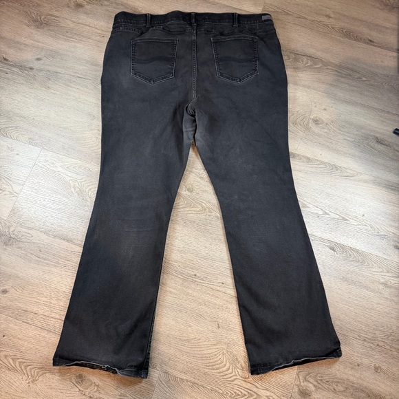 Lee Jeans Womens 22W Gray Charcoal Wash Flex Motion Straight Leg Stretch Denim - Picture 2 of 12